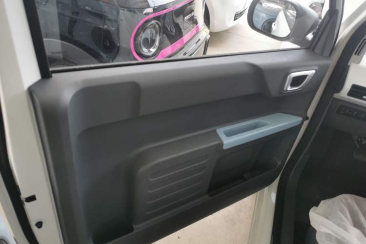 Used Geely Auto Panda 2024 Panda Mini 200km Endurance Bear Left Front Door Interior