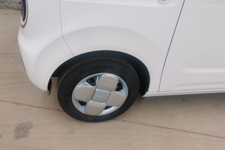 Used Geely Auto Panda 2024 Panda Mini 200km Endurance Bear Left Front Wheel Hub
