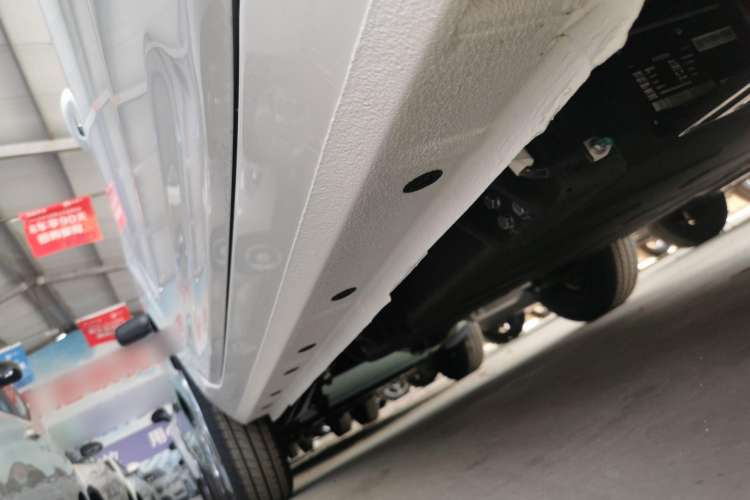 Used Geely Auto Panda 2024 Panda Mini 200km Endurance Bear Right Side Sill