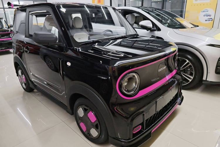 Used Geely Auto Panda 2025 210km Panda Kart Exterior 2