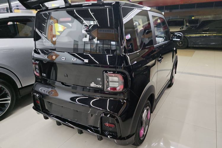 Used Geely Auto Panda 2025 210km Panda Kart Exterior 3