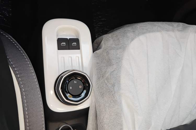 Used Geely Auto Panda 2025 210km Panda Kart Gear Lever