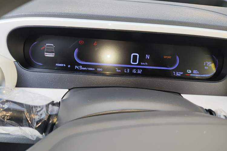 Used Geely Auto Panda 2025 210km Panda Kart Instrument Cluster
