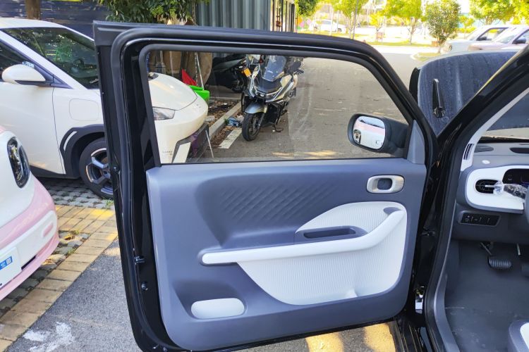 Used Geely Auto Panda 2025 210km Panda Kart Left Front Door Interior