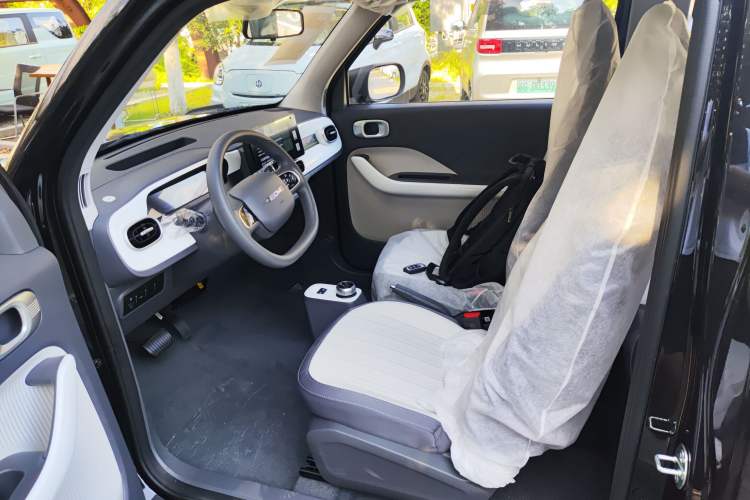 Used Geely Auto Panda 2025 210km Panda Kart Left Front Seat