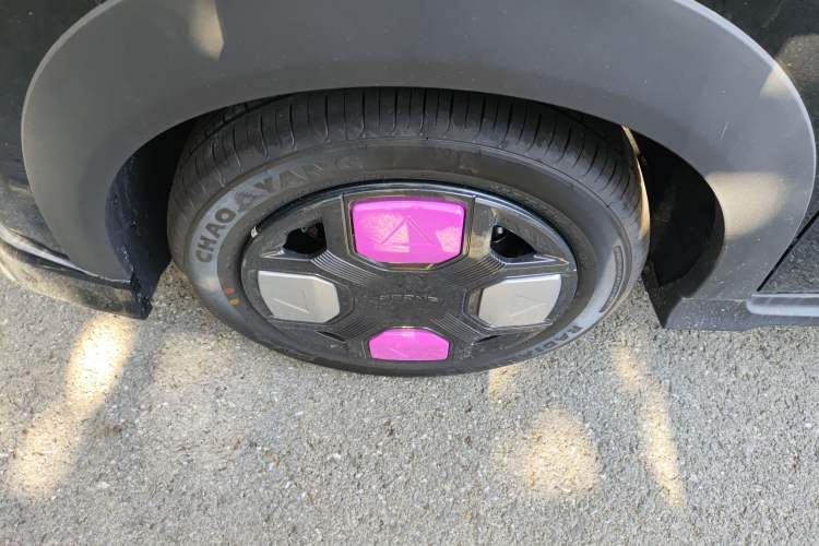Used Geely Auto Panda 2025 210km Panda Kart Left Front Wheel Hub