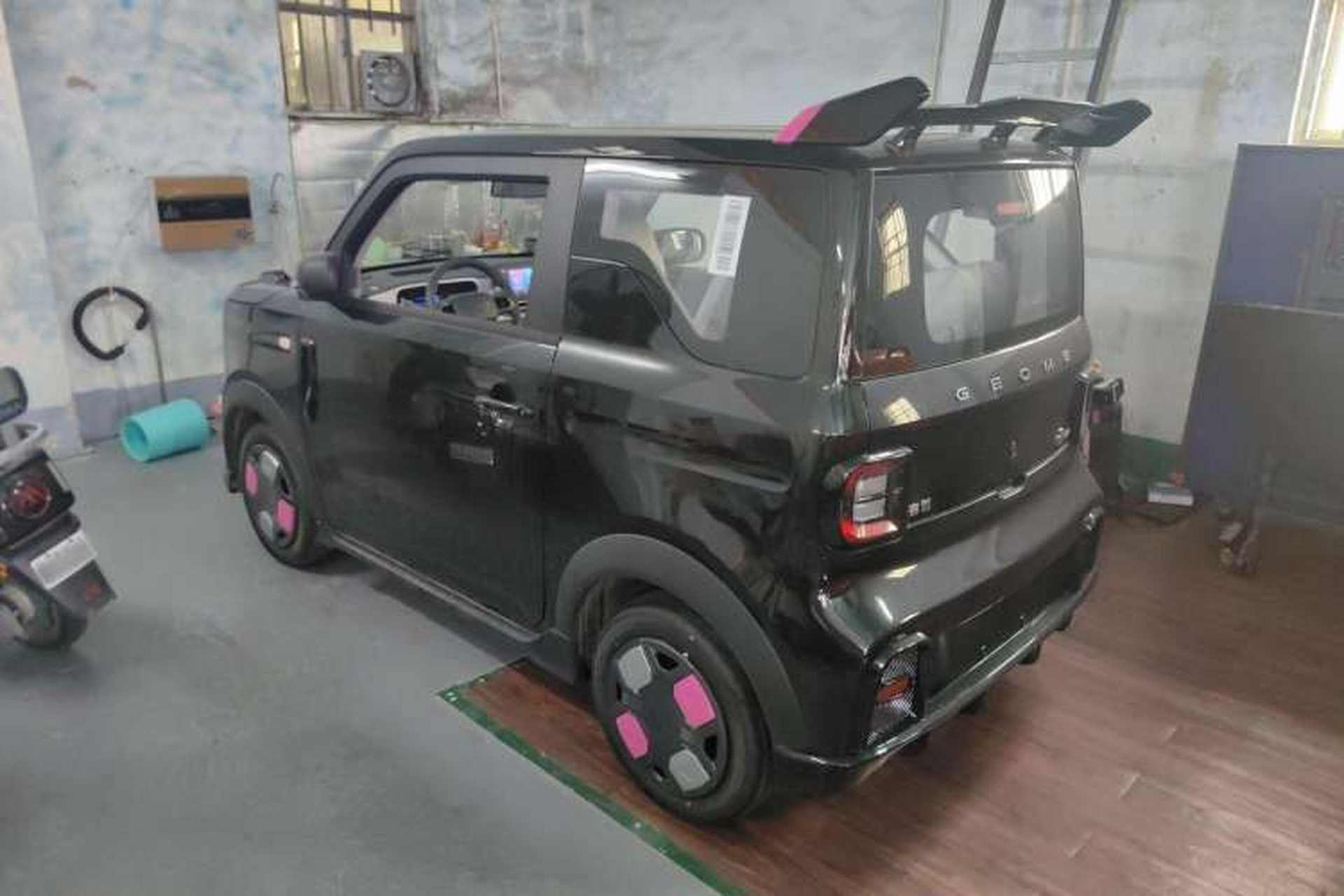 Used Geely Auto Panda 2025 210km Panda Kart Left Side