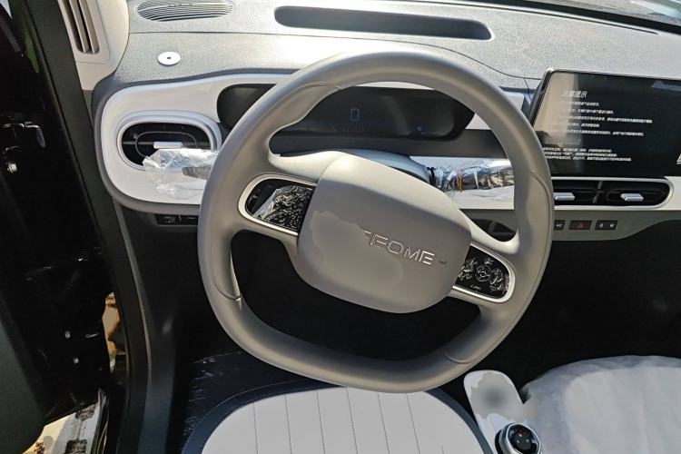 Used Geely Auto Panda 2025 210km Panda Kart Steering Wheel