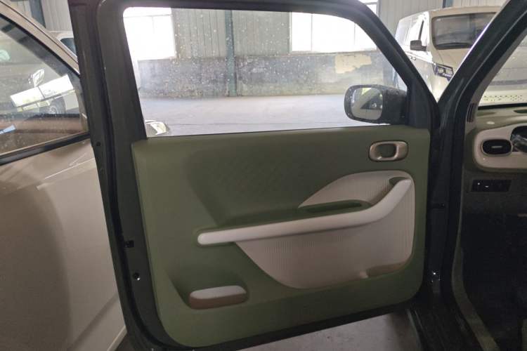 Used Geely Auto Panda 2025 210km Panda Rider Interior 7