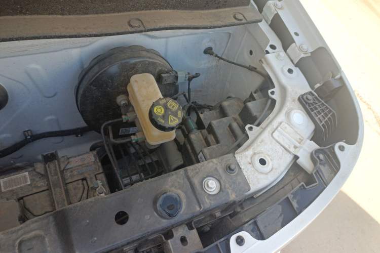 Used Geely Auto Panda 2025 210km Panda Kart Engine Bay Left
