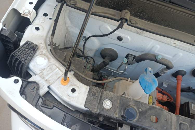 Used Geely Auto Panda 2025 210km Panda Kart Engine Bay Right