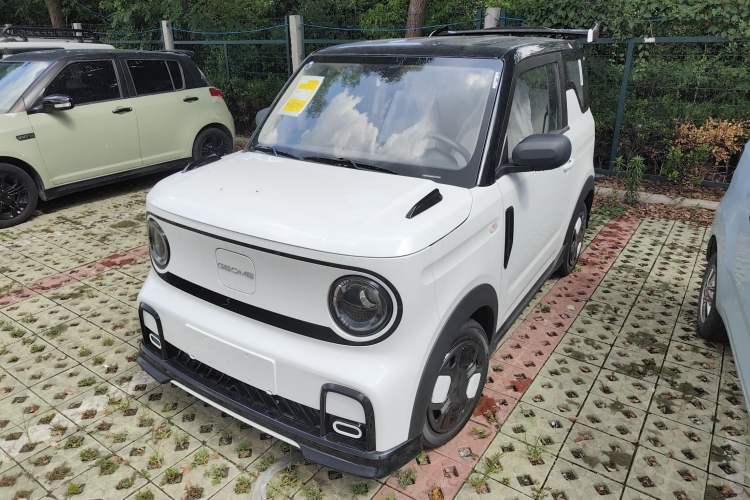 Used Geely Auto Panda 2025 210km Panda Kart Exterior 1