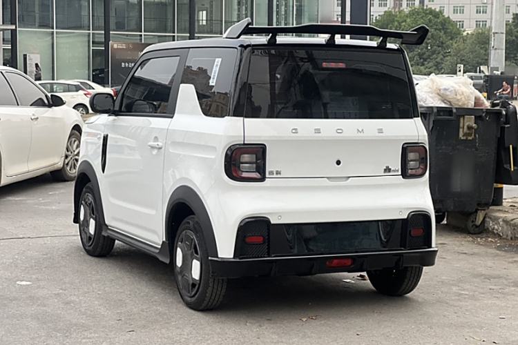 Used Geely Auto Panda 2025 210km Panda Kart Exterior 2
