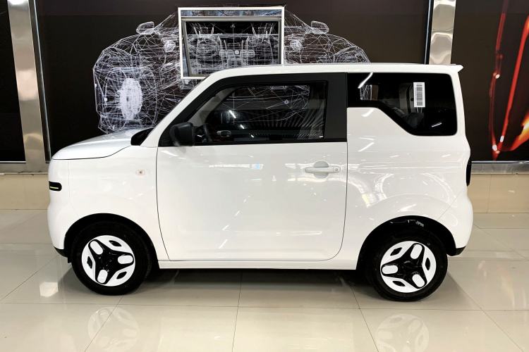 Used Geely Auto Panda 2025 210 km – Yuanqi Bear Exterior 2