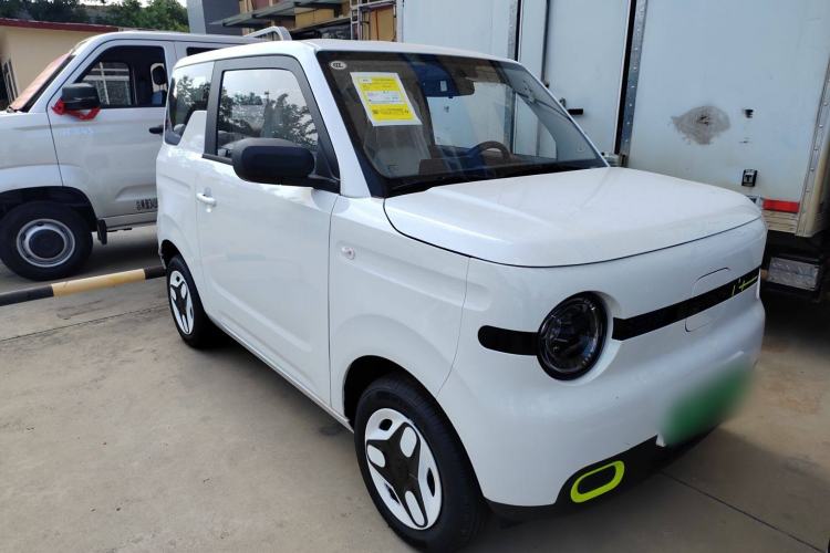 Used Geely Auto Panda 2025 210 km – Yuanqi Bear Exterior 2