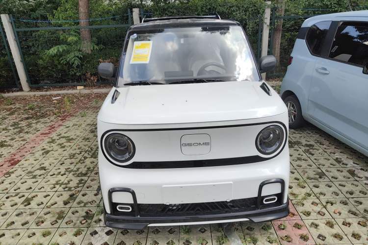 Used Geely Auto Panda 2025 210km Panda Kart Exterior 3