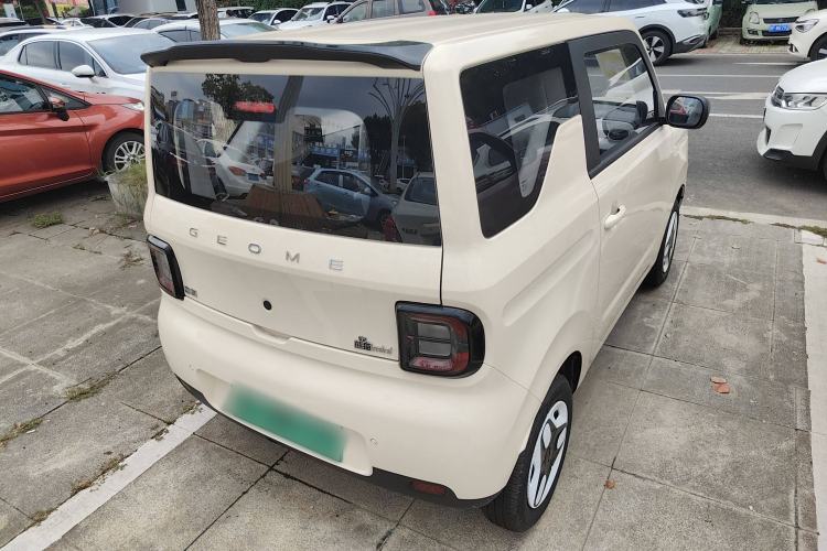Used Geely Auto Panda 2025 210 km – Yuanqi Bear Exterior 4