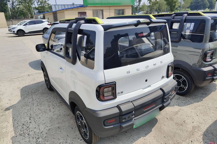 Used Geely Auto Panda 2025 210km Panda Rider Exterior 4