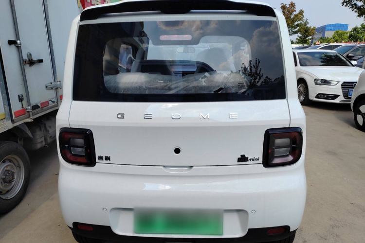 Used Geely Auto Panda 2025 210 km – Yuanqi Bear Exterior 4