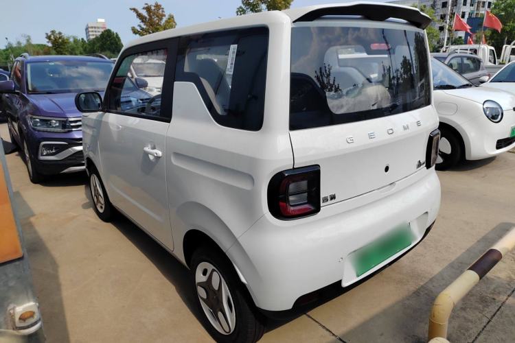 Used Geely Auto Panda 2025 210 km – Yuanqi Bear Exterior 5