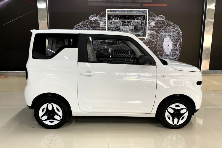 Used Geely Auto Panda 2025 210 km – Yuanqi Bear Exterior 6