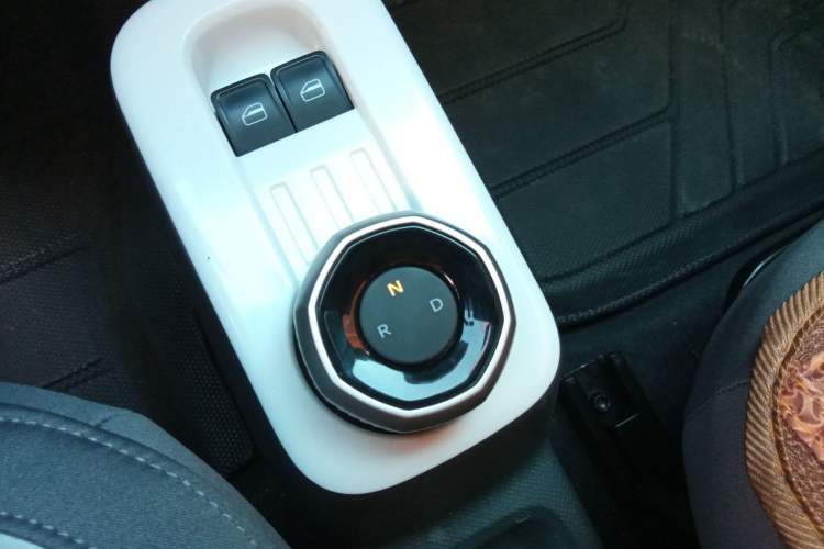 Used Geely Auto Panda 2025 210km Panda Rider Gear Lever