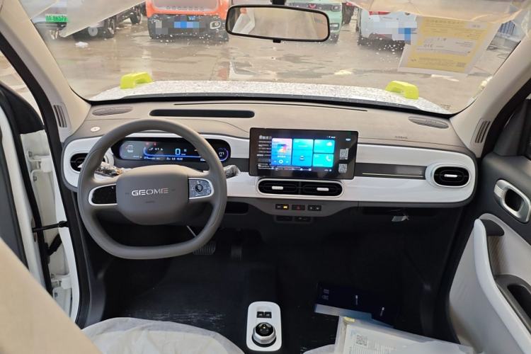 Used Geely Auto Panda 2025 210km Panda Rider Interior 2