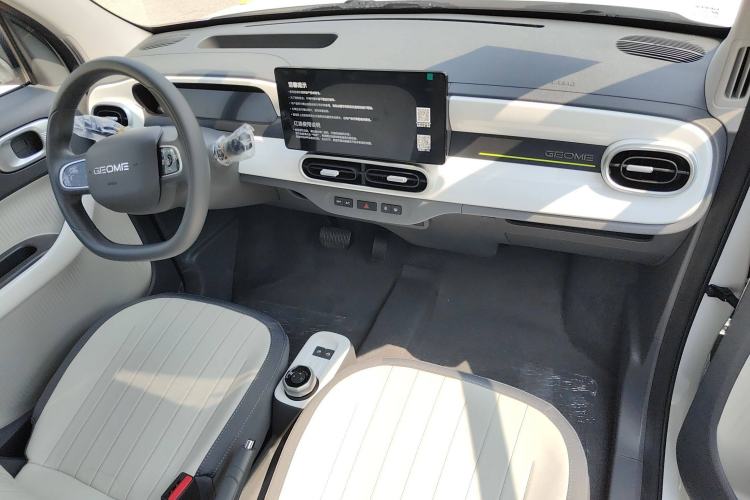 Used Geely Auto Panda 2025 210km Panda Rider Interior 2