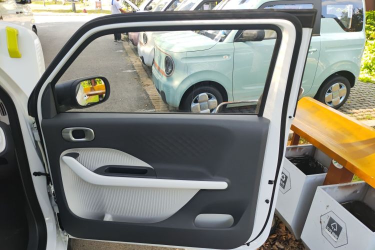 Used Geely Auto Panda 2025 210km Panda Rider Interior 6