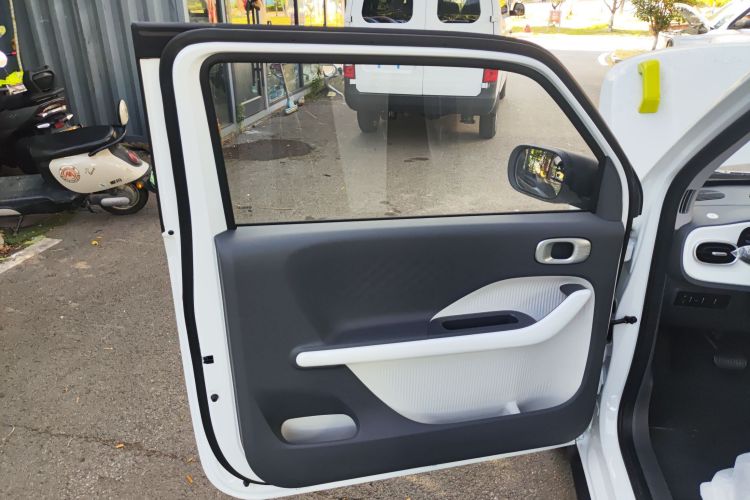 Used Geely Auto Panda 2025 210km Panda Rider Interior 7