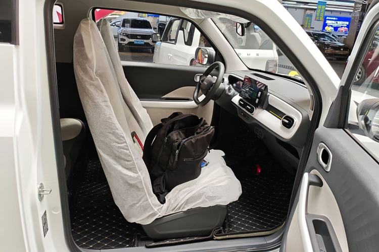 Used Geely Auto Panda 2025 210km Panda Rider Right Front Seat