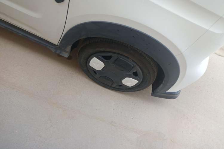 Used Geely Auto Panda 2025 210km Panda Kart Right Front Wheel Hub