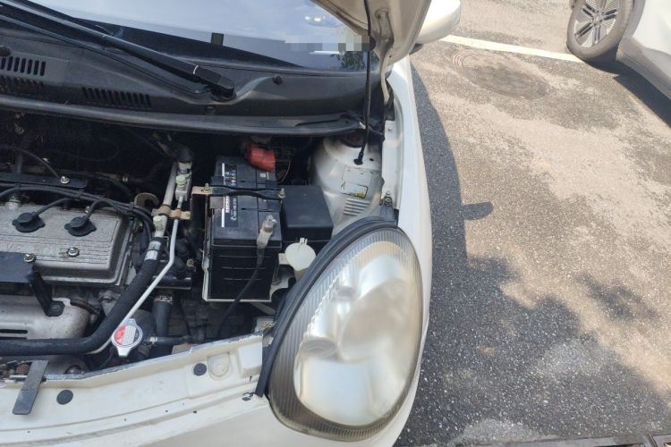 Used Geely Auto Panda Classic 2010 1.3L Manual Joyride Edition Engine Bay Left