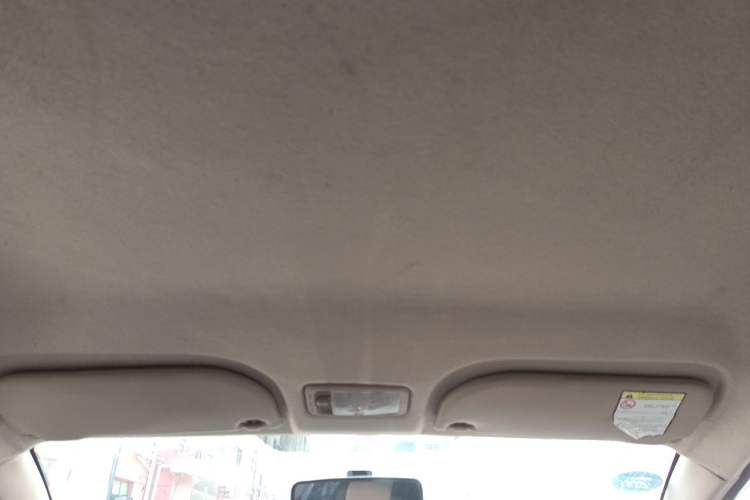 Used Geely Auto Panda Classic 2010 "Love Her" Edition 1.3L Automatic Luxury Version Headliner