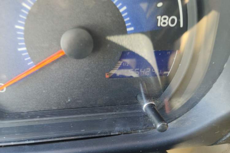 Used Geely Auto Panda Classic 2010 1.3L Manual Joyride Edition Odometer Close Up