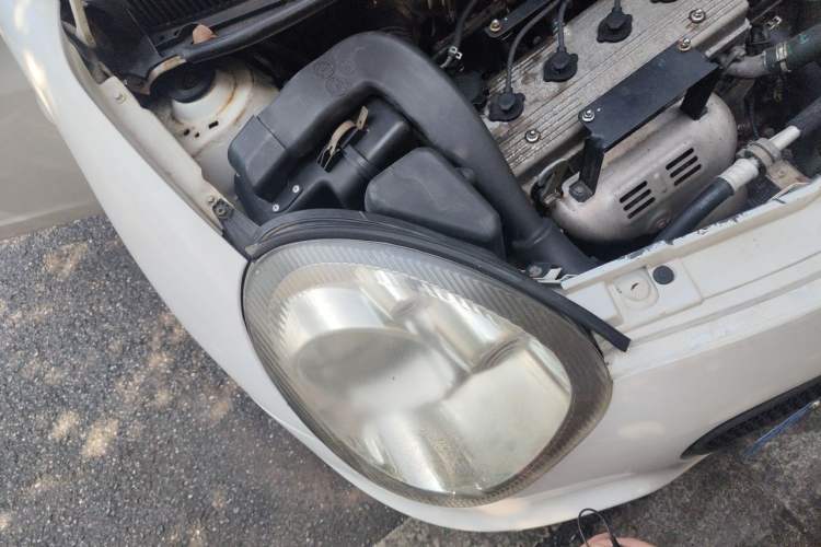 Used Geely Auto Panda Classic 2010 1.3L Manual Joyride Edition Right Front Headlight