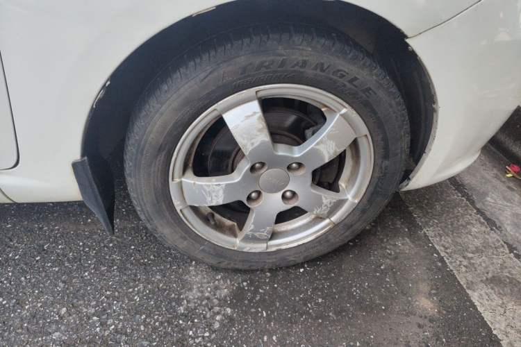 Used Geely Auto Panda Classic 2010 1.3L Manual Joyride Edition Right Front Wheel Hub
