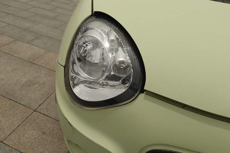 Used Geely Auto Panda Classic 2011 1.3L Automatic Luxury Model Right Front Headlight