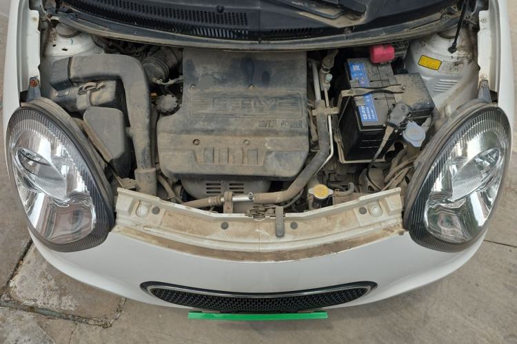 Used Geely Auto Panda Classic 2011 1.3L Manual Comfort Edition Engine Bay