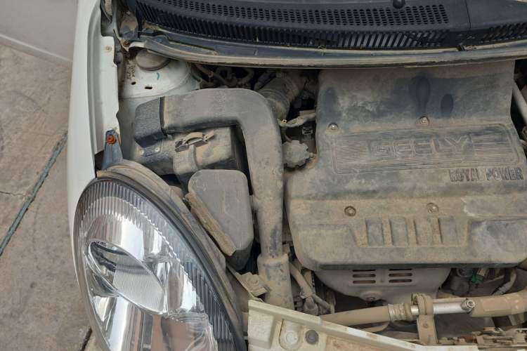 Used Geely Auto Panda Classic 2011 1.3L Manual Comfort Edition Engine Bay Right