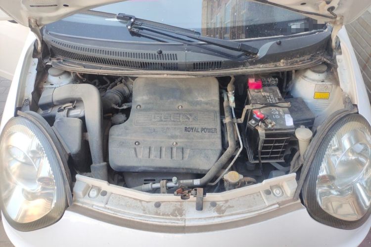 Used Geely Auto Panda Classic 2011 1.3L Manual Comfort II Engine Bay