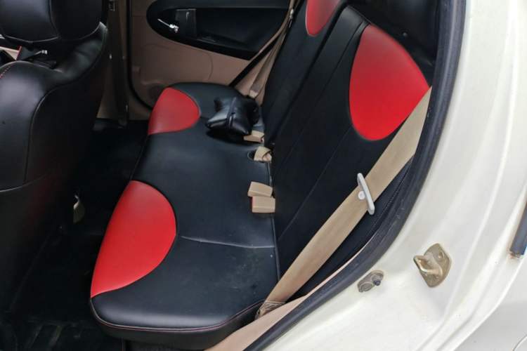 Used Geely Auto Panda Classic 2011 1.3L Automatic Luxury Model Left Rear Seat