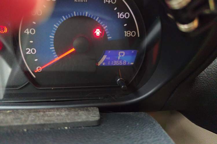Used Geely Auto Panda Classic 2011 1.3L Automatic Luxury Model Odometer Close Up
