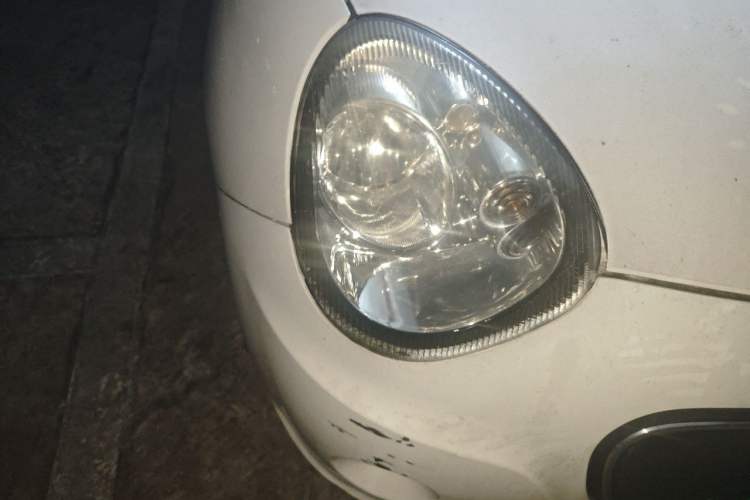Used Geely Auto Panda Classic 2011 1.3L Manual Comfort II Right Front Headlight