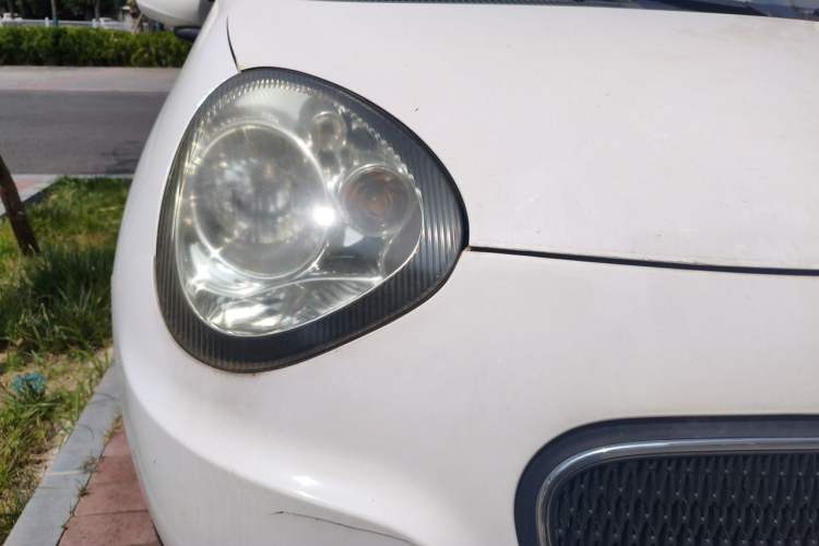 Used Geely Auto Panda Classic 2011 1.3L Manual Comfort II Right Front Headlight