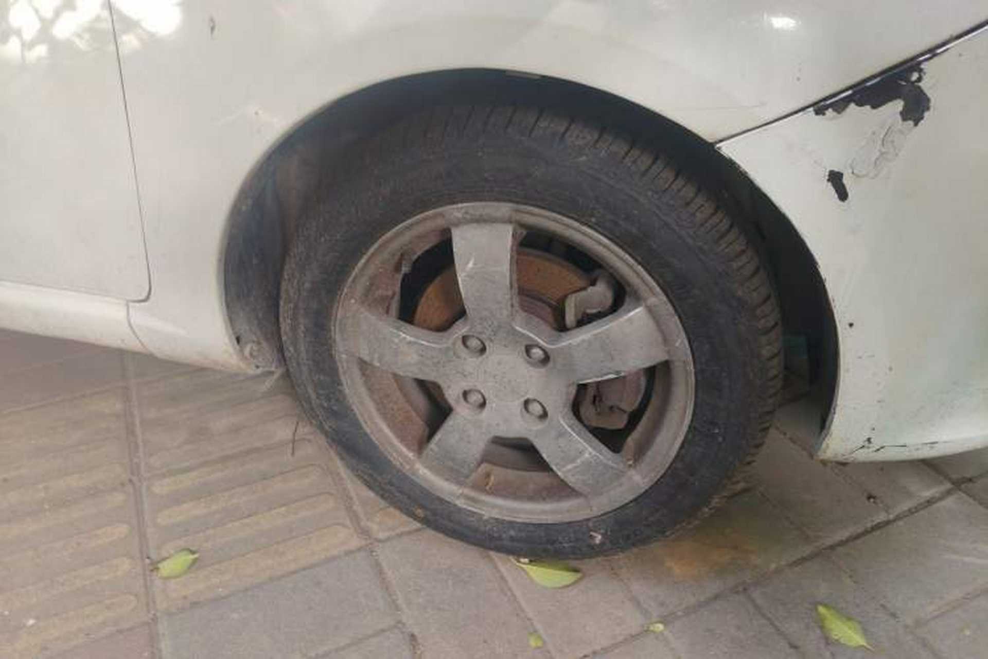 Used Geely Auto Panda Classic 2011 1.3L Manual Comfort II Right Front Wheel Hub
