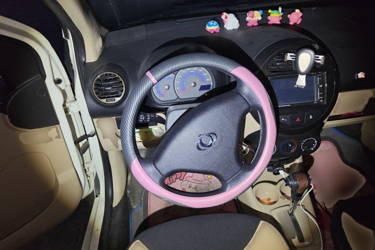 Used Geely Auto Panda Classic 2011 1.3L Automatic Luxury Model Steering Wheel