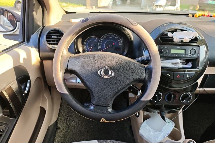 Used Geely Auto Panda Classic 2011 1.3L Manual Luxury Version Steering Wheel