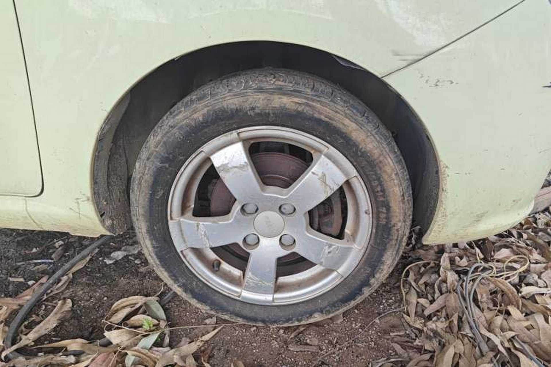 Used Geely Auto Panda Classic 2011 1.3L Manual Luxury Version Right Front Wheel Hub