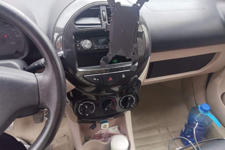 Used Geely Auto Panda Classic 2013 1.0L Manual Entry-Level Model Audio And AC Panel